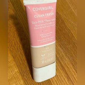 Skin milk nourishing foundation